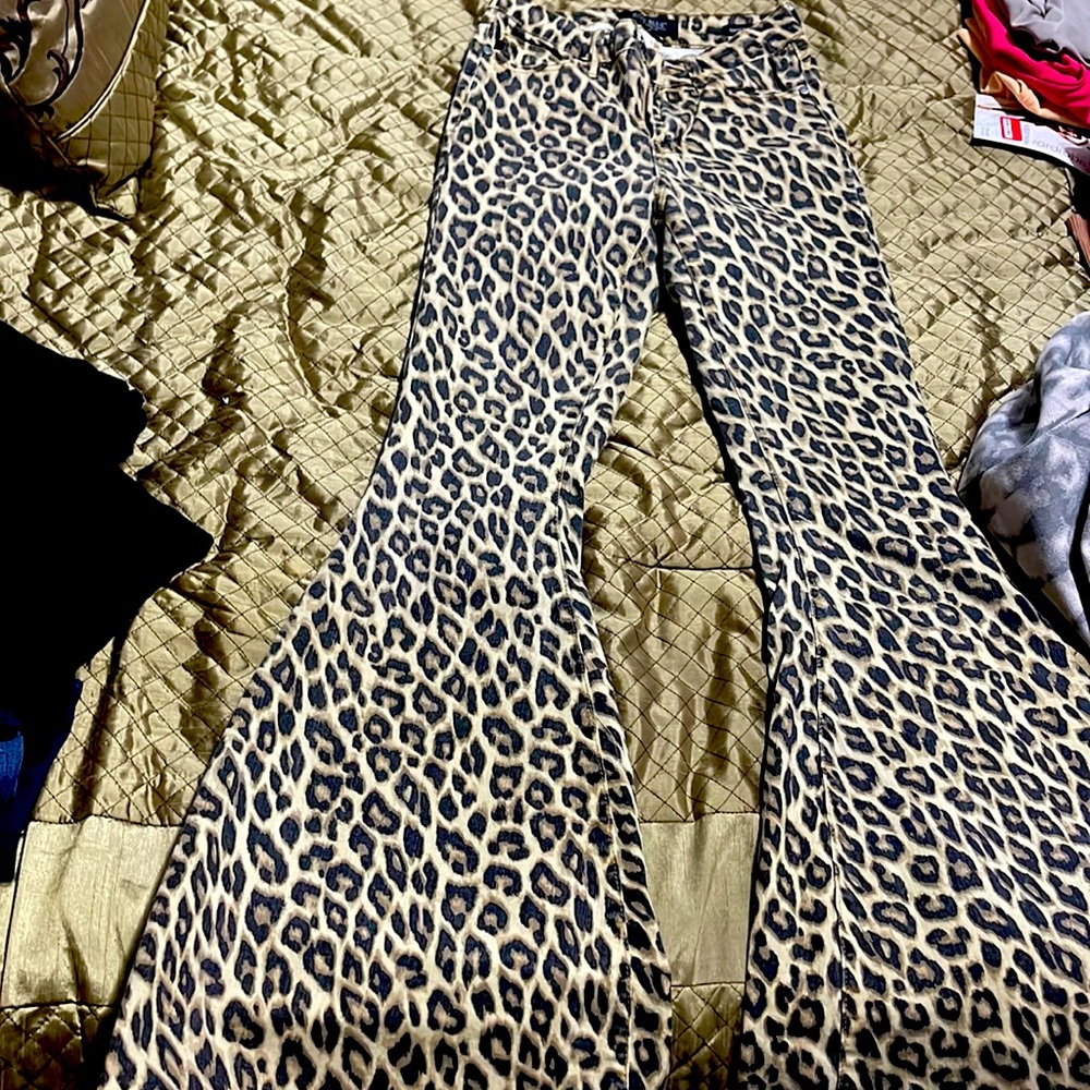 Cheetah bell bottoms jeans size 0